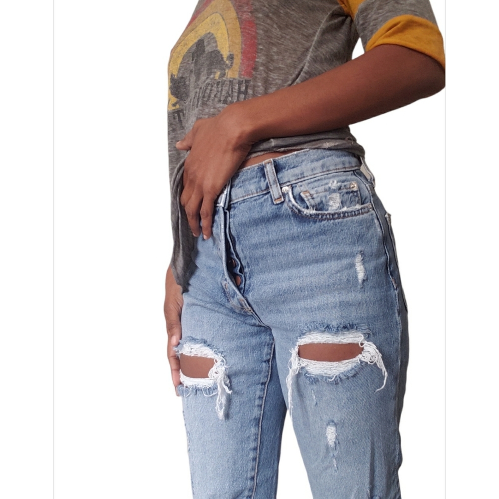 URBAN OUTFITTERS BDG JEANS